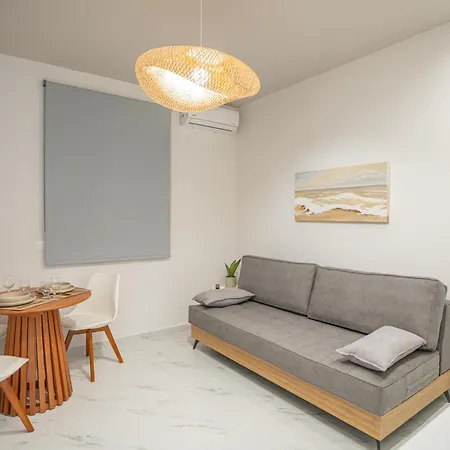 Agora Luxury