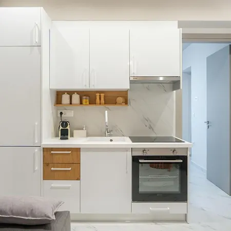 Agora Luxury Lixouri